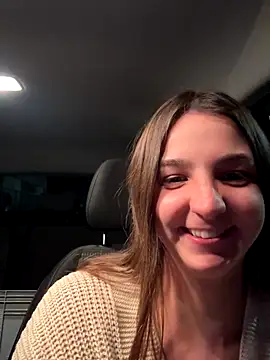 DoriDeluxe66 online show from October 28, 9:28 pm