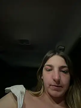 DoriDeluxe66 online show from April 10, 10:14 pm