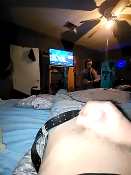 Snapshot of BreakBread974 chatting on March 1, 4:54 pm BreakBread974 online show from March 1, 4:54 pm