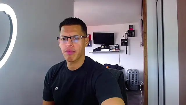  John Boy  online show from April 8, 7:14 pm