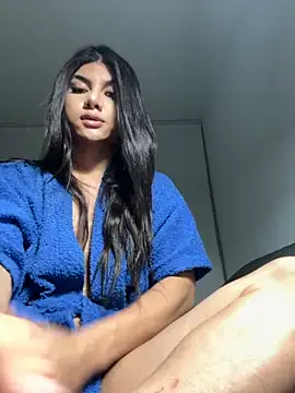 my lovely mia online show from September 11, 6:13 am