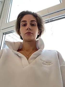 Feral berry 8133 online show from December 5, 6:10 am