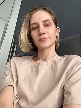 Feral berry 8133 online show from February 16, 11:27 am