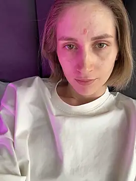 Feral berry 8133 online show from February 19, 6:00 am