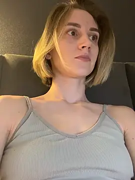 Feral berry 8133 online show from March 3, 6:26 am