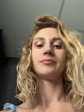 Feral berry 8133 online show from September 29, 7:51 pm