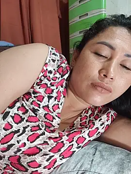 M e c e l online show from November 6, 11:59 pm