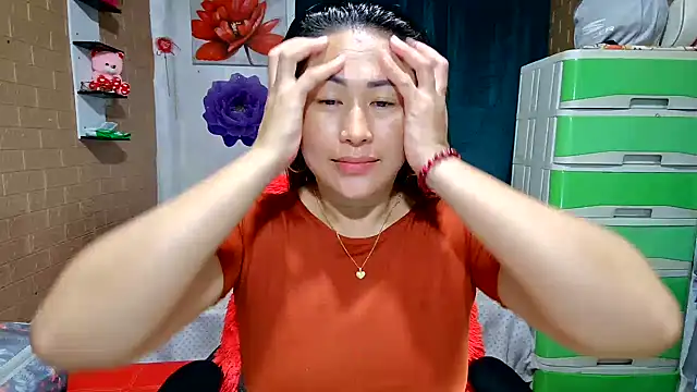 Snapshot of M_e_c_e_l chatting on March 2, 4:36 pm M e c e l online show from March 2, 4:36 pm