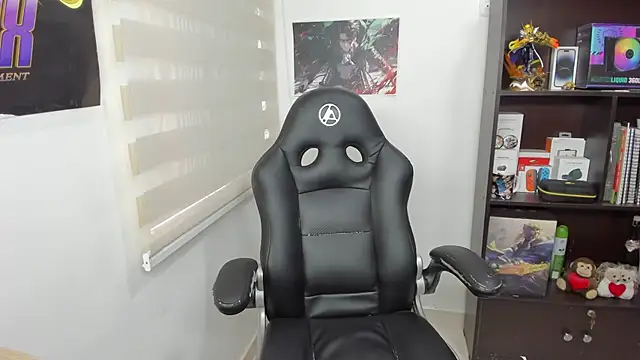 SIXXTOLOVE18 online show from March 13, 7:06 pm