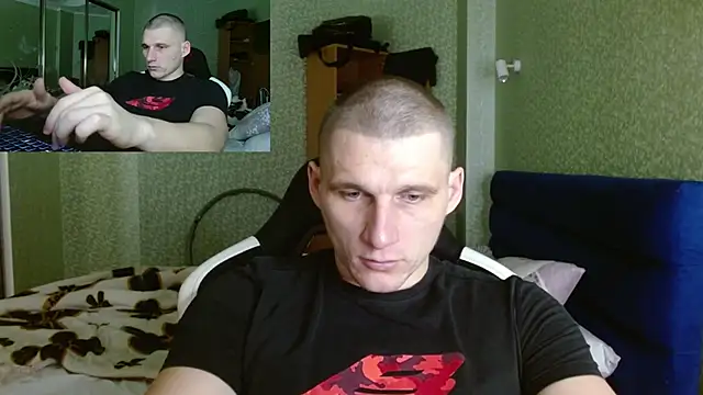 Snapshot of PoliglotJoe chatting on January 26, 12:43 pm PoliglotJoe online show from January 26, 12:43 pm