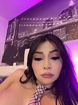 Snapshot of KateLatorre chatting on February 26, 2:37 am KateLatorre online show from February 26, 2:37 am