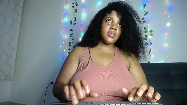 Lilyth  Brown online show from February 20, 4:50 am