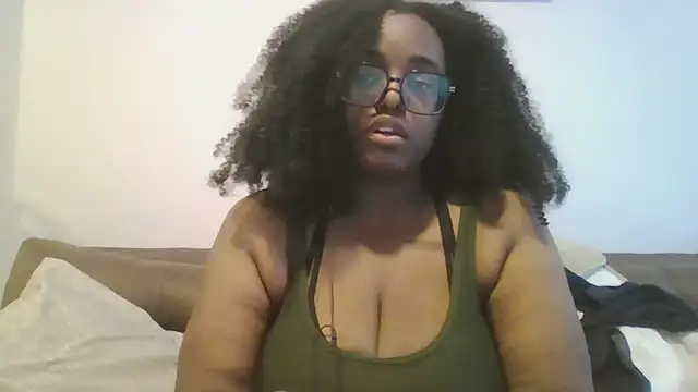 Snapshot of MissCC99 chatting on April 10, 3:17 pm MissCC99 online show from April 10, 3:17 pm