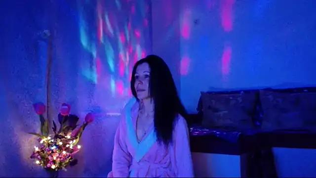 ElysaSun online show from March 2, 11:31 pm