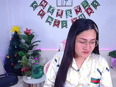 plysaithailand online show from January 6, 2:10 pm