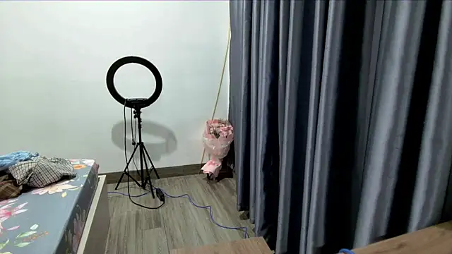 Snapshot of Riz_girl chatting on July 3, 2:01 pm Riz girl online show from July 3, 2:01 pm