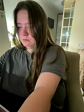 remirann  online show from October 13, 8:42 pm