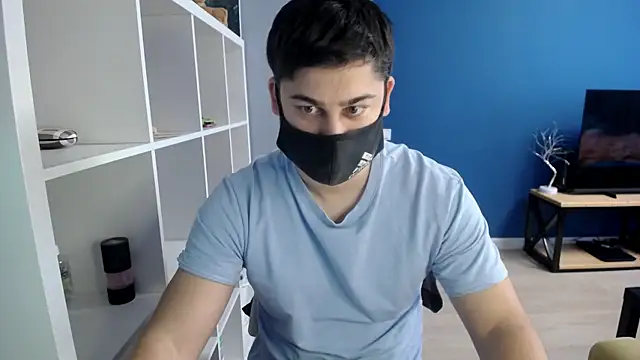 Tomguys online show from March 20, 8:42 am