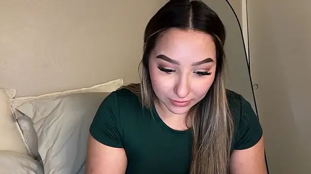 Snapshot of lustfulsmiles chatting on March 10, 11:54 pm lustfulsmiles online show from March 10, 11:54 pm