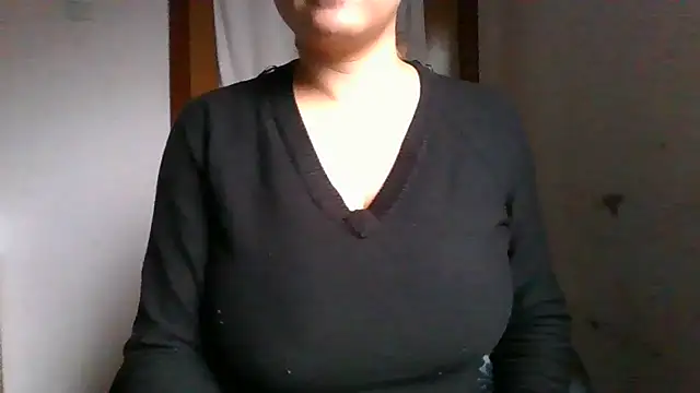 Snapshot of Anastasiadicki chatting on May 9, 4:23 pm Anastasiadicki online show from May 9, 4:23 pm