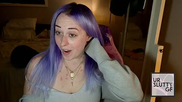 ursluttygf online show from March 19, 10:36 pm