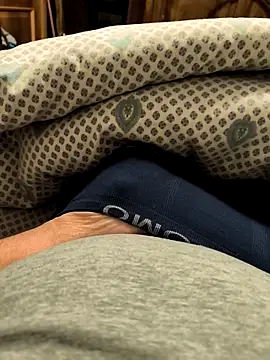 Snapshot of manuel9428 chatting on February 1, 1:48 am manuel9428 online show from February 1, 1:48 am