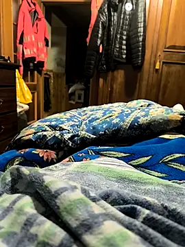 Snapshot of manuel9428 chatting on March 15, 9:26 am manuel9428 online show from March 15, 9:26 am