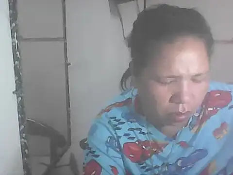 hotwet mama4uxx online show from February 9, 10:32 pm