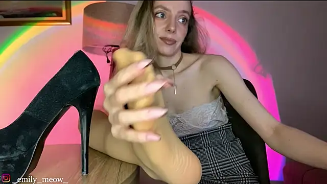  Emily Sweety  online show from April 14, 12:44 pm