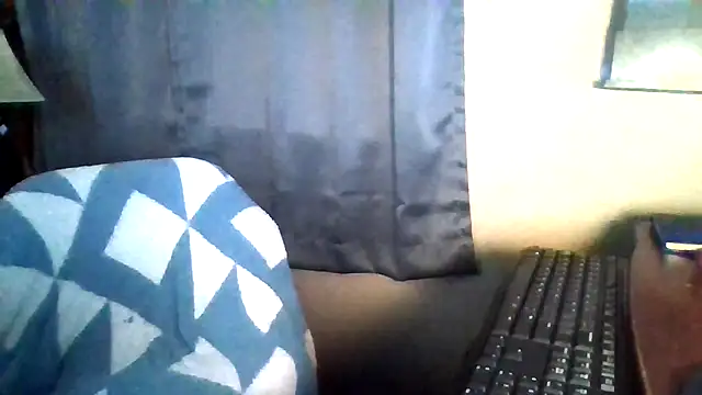 Snapshot of JoJoMonroe84 chatting on May 8, 5:02 am JoJoMonroe84 online show from May 8, 5:02 am