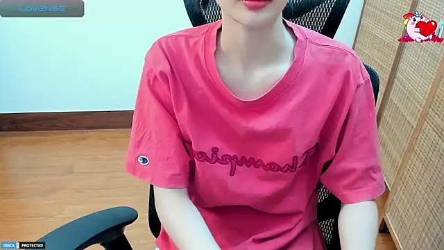 Snapshot of Ayase_momo chatting on June 18, 12:20 pm Ayase momo online show from June 18, 12:20 pm
