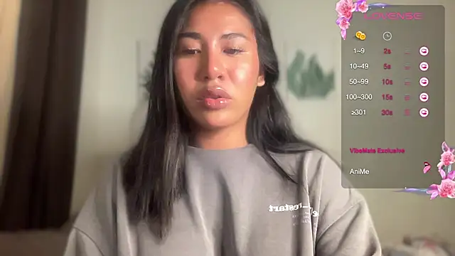 Alaia Pope online show from July 14, 11:32 pm