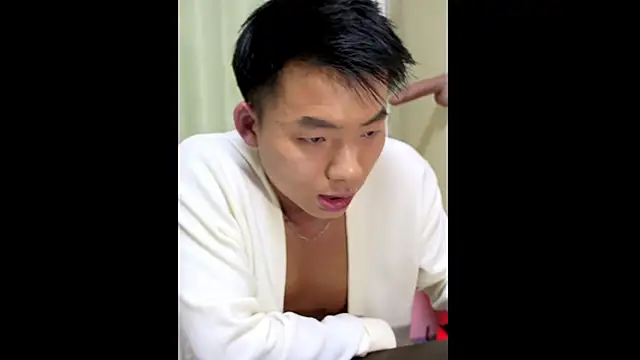 asiahot liam online show from January 23, 10:54 am