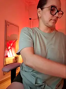 MariaPau 83 online show from October 4, 12:30 am