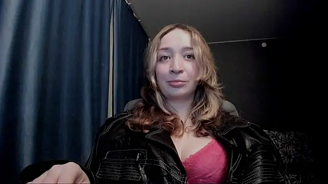 Snapshot of Eva_Rikchter chatting on February 20, 11:16 pm Eva Rikchter online show from February 20, 11:16 pm