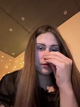 Snapshot of Emma_just chatting on March 17, 5:27 pm Emma just online show from March 17, 5:27 pm