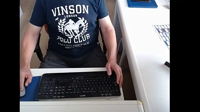 dutchpornking online show from July 1, 7:10 am