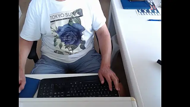 dutchpornking online show from July 9, 6:06 am