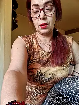 Chriss Tinaa online show from May 6, 4:30 am