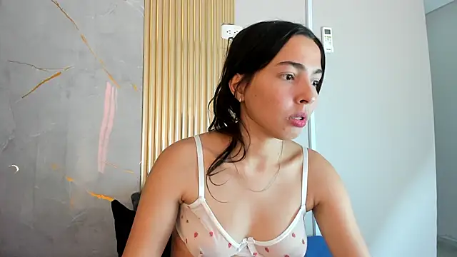 allyson cute1 online show from January 6, 7:39 pm