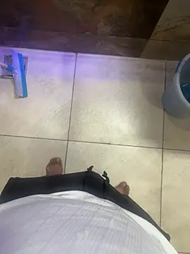 Snapshot of luciferdxm5 chatting on January 26, 4:30 am luciferdxm5 online show from January 26, 4:30 am