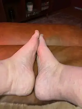 bigirl1979 online show from December 20, 10:44 am