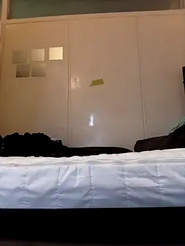 Hotarabicboy36y online show from November 18, 8:52 am