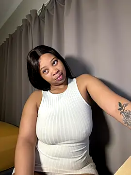 Snapshot of cherrybabe76 chatting on September 17, 7:32 am cherrybabe76 online show from September 17, 7:32 am