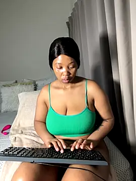 Snapshot of cherrybabe76 chatting on October 28, 6:28 am cherrybabe76 online show from October 28, 6:28 am