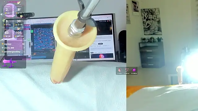 sofi velez online show from April 16, 5:14 pm