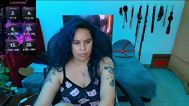 elektra 32 online show from March 18, 4:37 pm