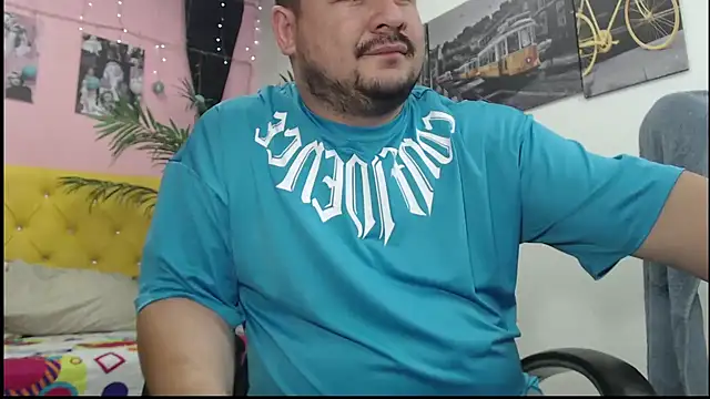 Snapshot of oso_dirty_ chatting on December 27, 5:48 pm oso dirty online show from December 27, 5:48 pm