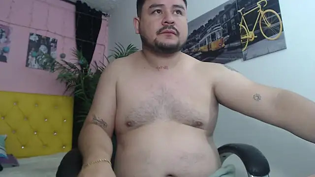 Snapshot of oso_dirty_ chatting on February 12, 5:26 pm oso dirty online show from February 12, 5:26 pm