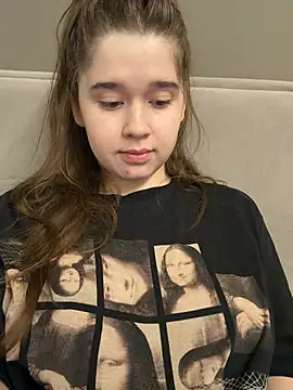 HornyGirlH online show from April 2, 12:08 am